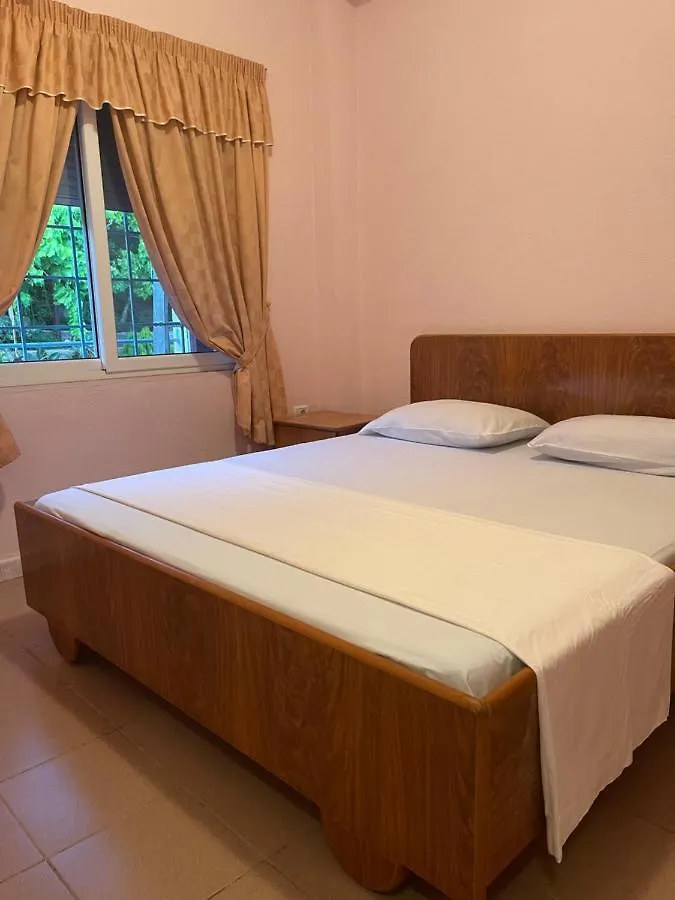هيماري Family Apartments In Palase Dhermi